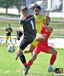 li Michael Kraft FCB, Mi Merwan Romodan FCW, re Oscar Negossa FCB_DSC_2325.jpg